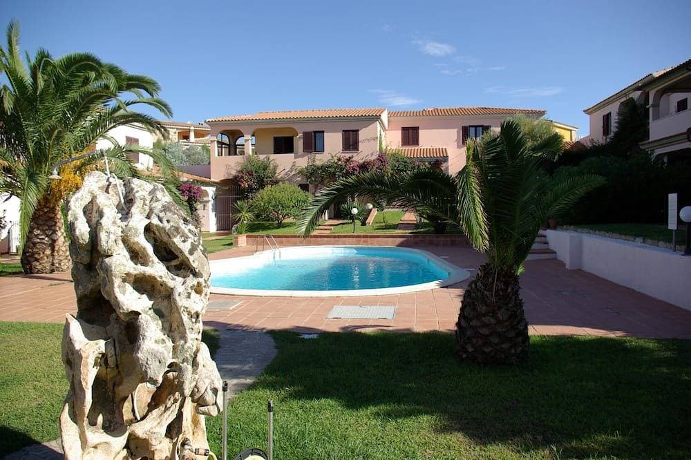 San Teodoro Wohnung in Residenz mit Schwimmbad 1