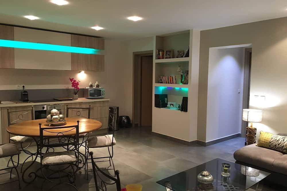 Foto 11 von 22: Schönes Haus mit Garten, Pool und eigenem Parkplatz, Meer- und Bergblick