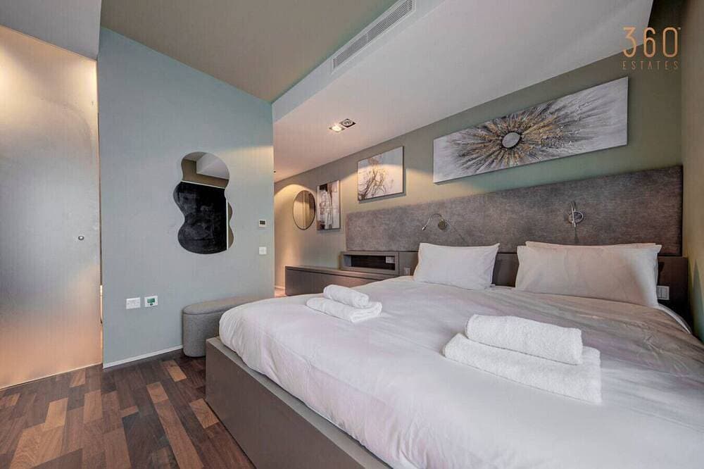 Foto 5 von 30: A lovely 2Br penthouse in St Julians, Pv w/WIFI
