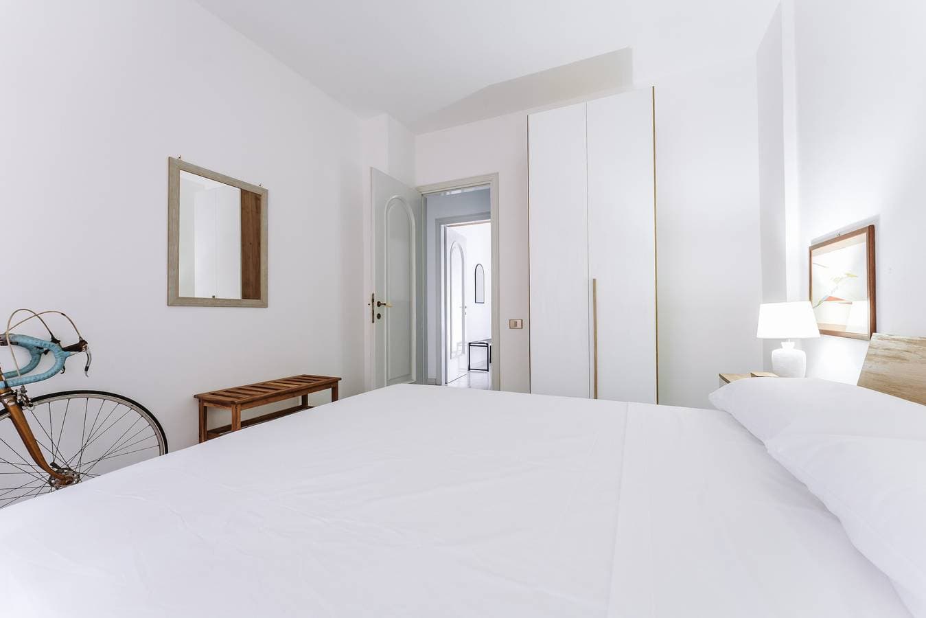 Foto 13 von 26: Ferienwohnung 'Artemisia Haus Vastema' mit privater Terrasse, Balkon und Klimaanlage