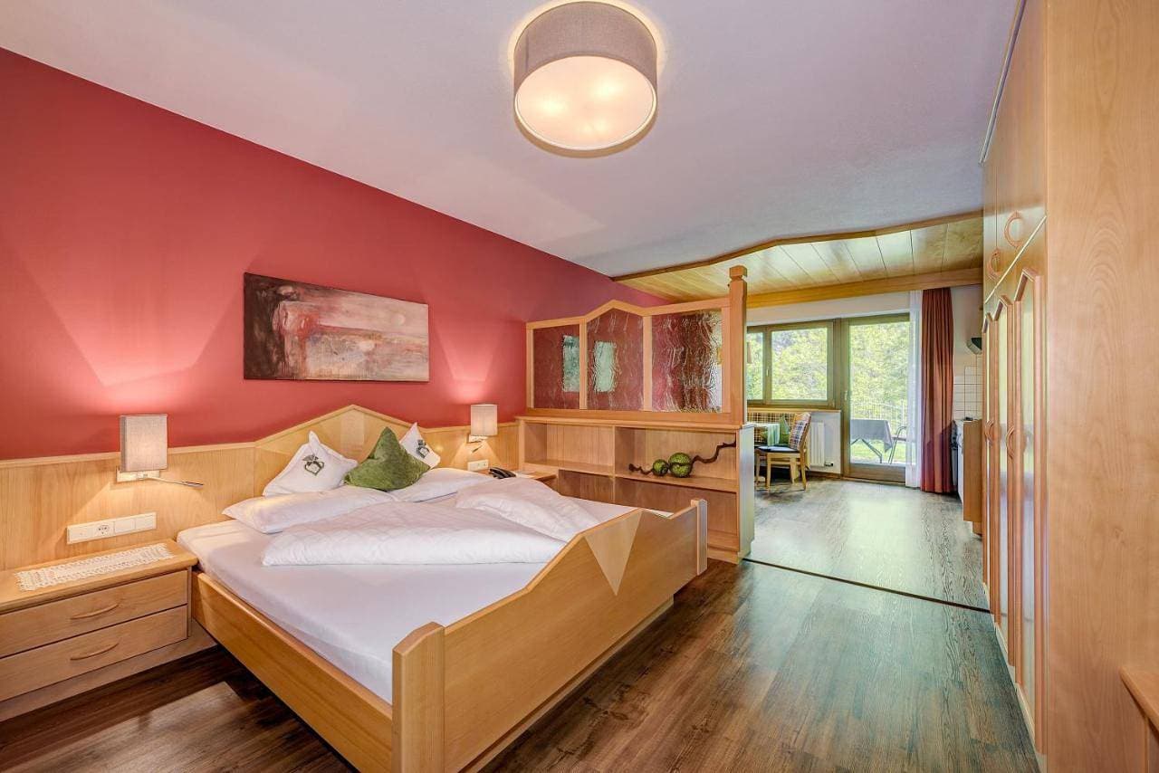 Foto 7 von 9: One-Bedroom Apartment with Garden