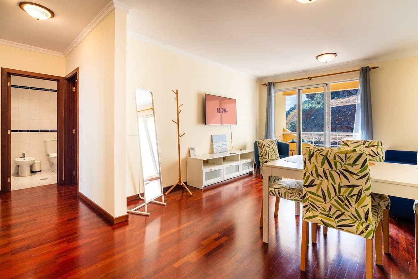 Foto 6 von 30: Ferienwohnung für 4 Personen mit Balkon