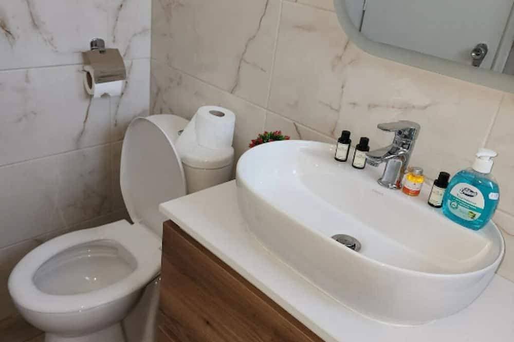 Foto 10 von 19: Experience Comfort in our Newly Remodeled 5A