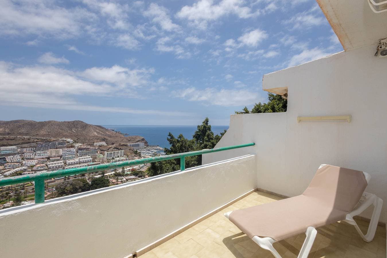 Foto 11 von 30: Paradise Hill – Terrace & Seaviews