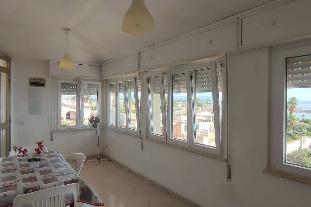 Foto 10 von 14: Beachfront apartment with panoramic view
