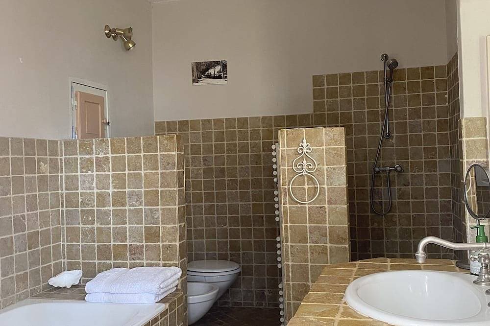Foto 6 von 30: Charming stone house 20 min from St-Tropez