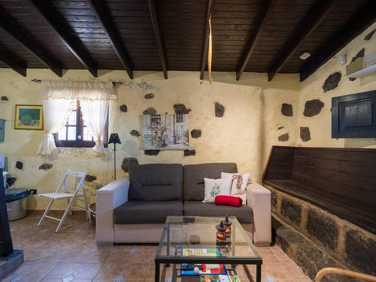 Foto 10 von 20: Ferienhaus 'Ancana' mit Bergblick, privater Terrasse und WLAN