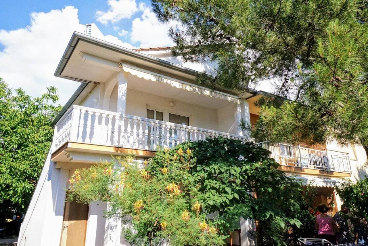 Apartment Cirila 1