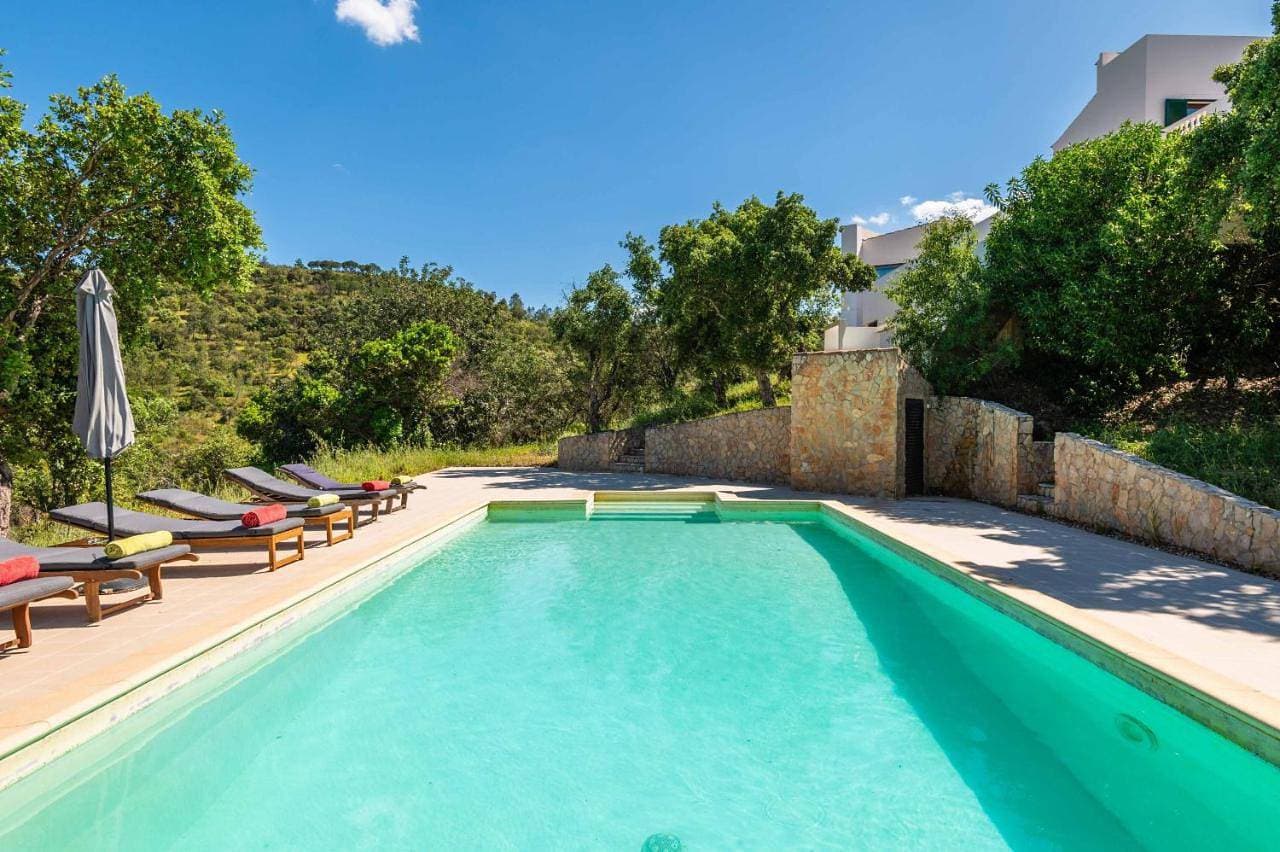 Foto 2 von 5: Villa with Private Pool