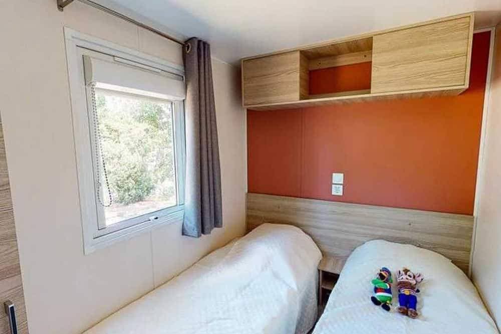 Foto 3 von 22: ZEcamping 3 étoiles parc aquatique animaux acceptés mobil-home clim 36m2