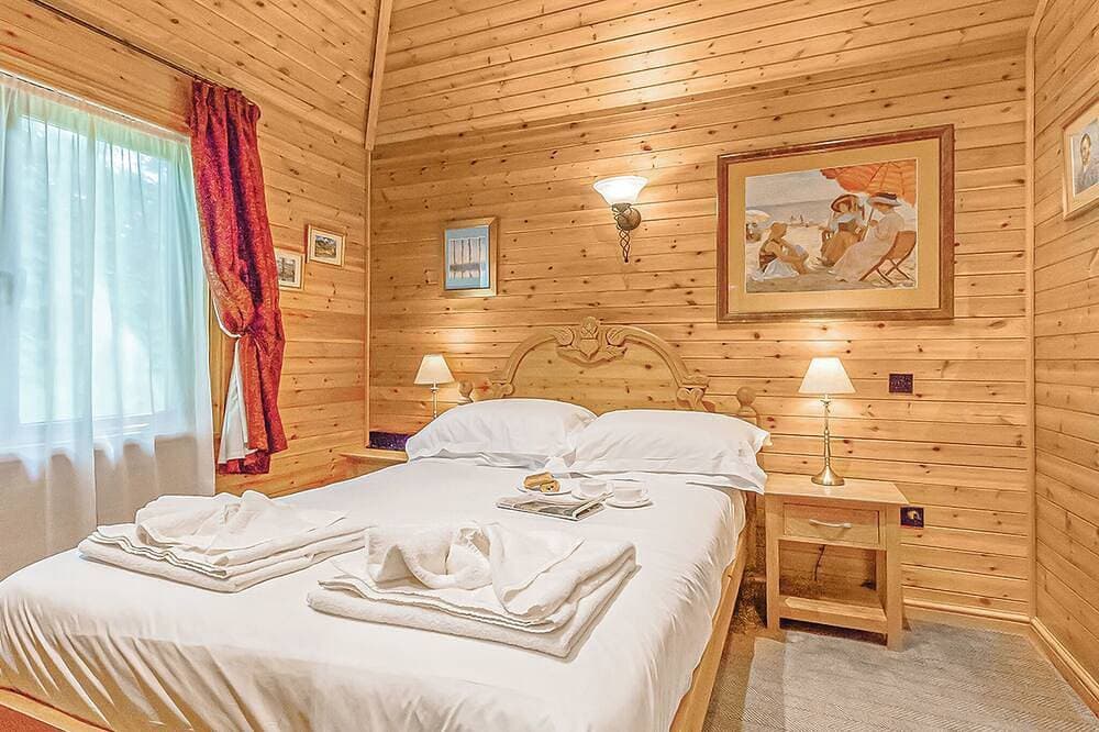 3 Schlafzimmer Unterkunft in Tilford, Farnham 1
