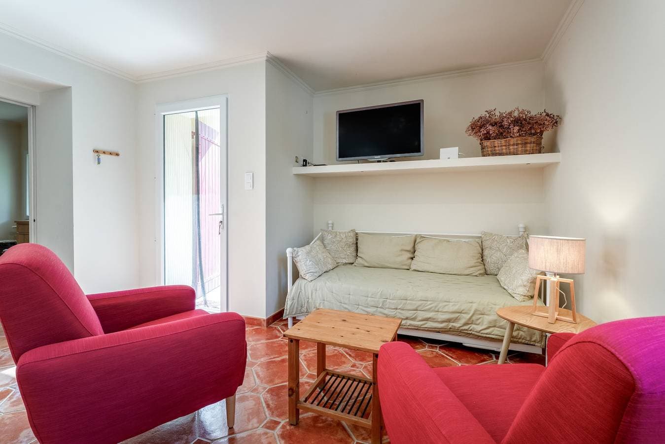 Foto 3 von 24: Apartment „Gîte Ventoux Blanc“ mit Bergblick, Pool und WLAN