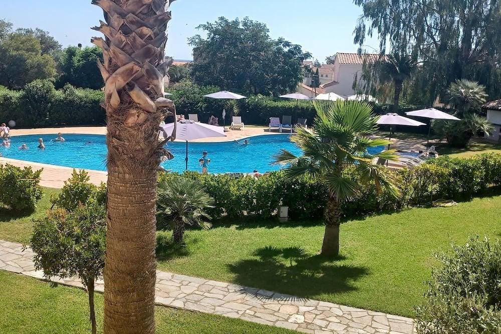 Apartment in residence with two swimming pools 100m from the beach 1