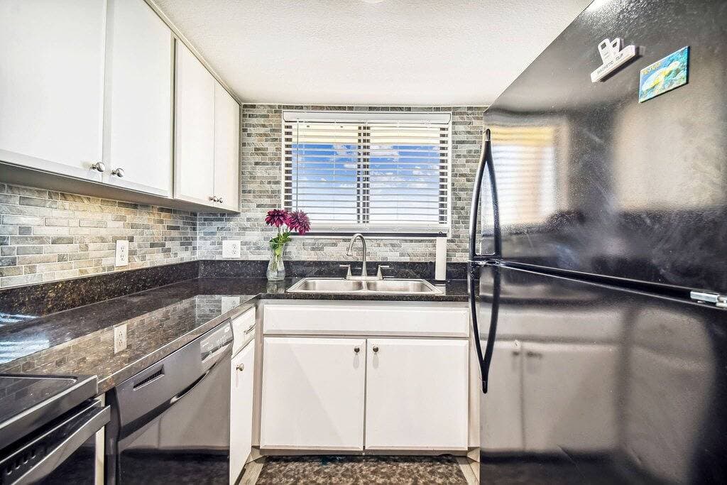 Foto 4 von 50: 2/2, waterfront, Hudson, private beach! #806