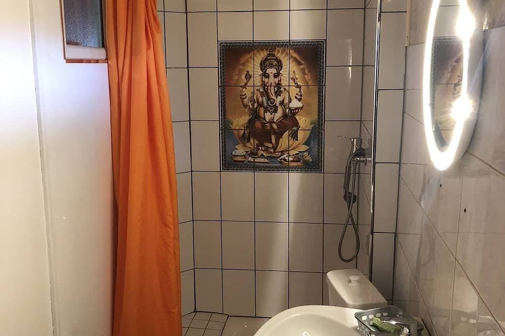 Foto 3 von 28: Kleines Haus am Wasser.