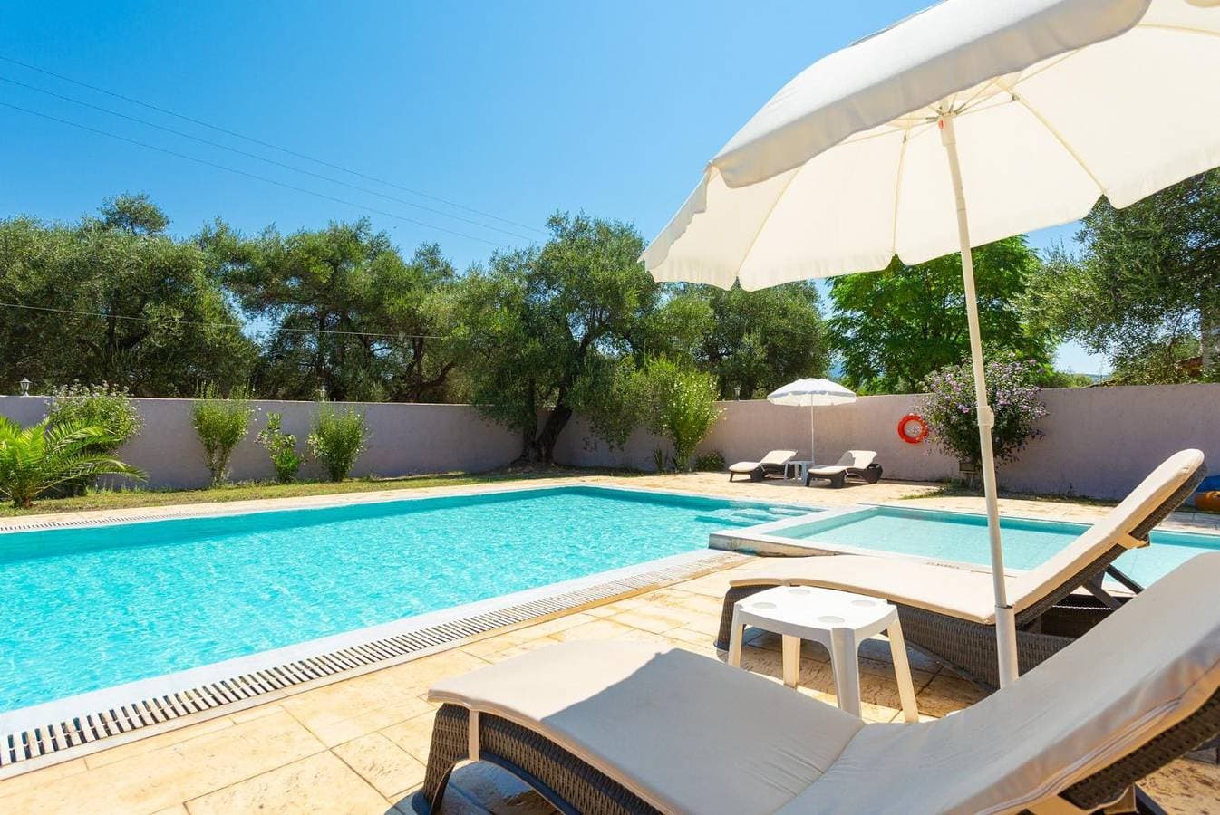 Foto 7 von 19: Villa für 4 Personen mit Terrasse