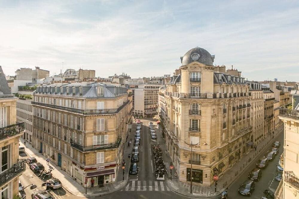 A Striking Sunlit Haussmann Penthouse- Luxury Living In Monceau Champs Elysees 1