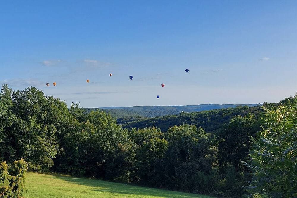 Foto 13 von 20: Le Bellevue, quiet gite with panoramic view 10 minutes from Sarlat