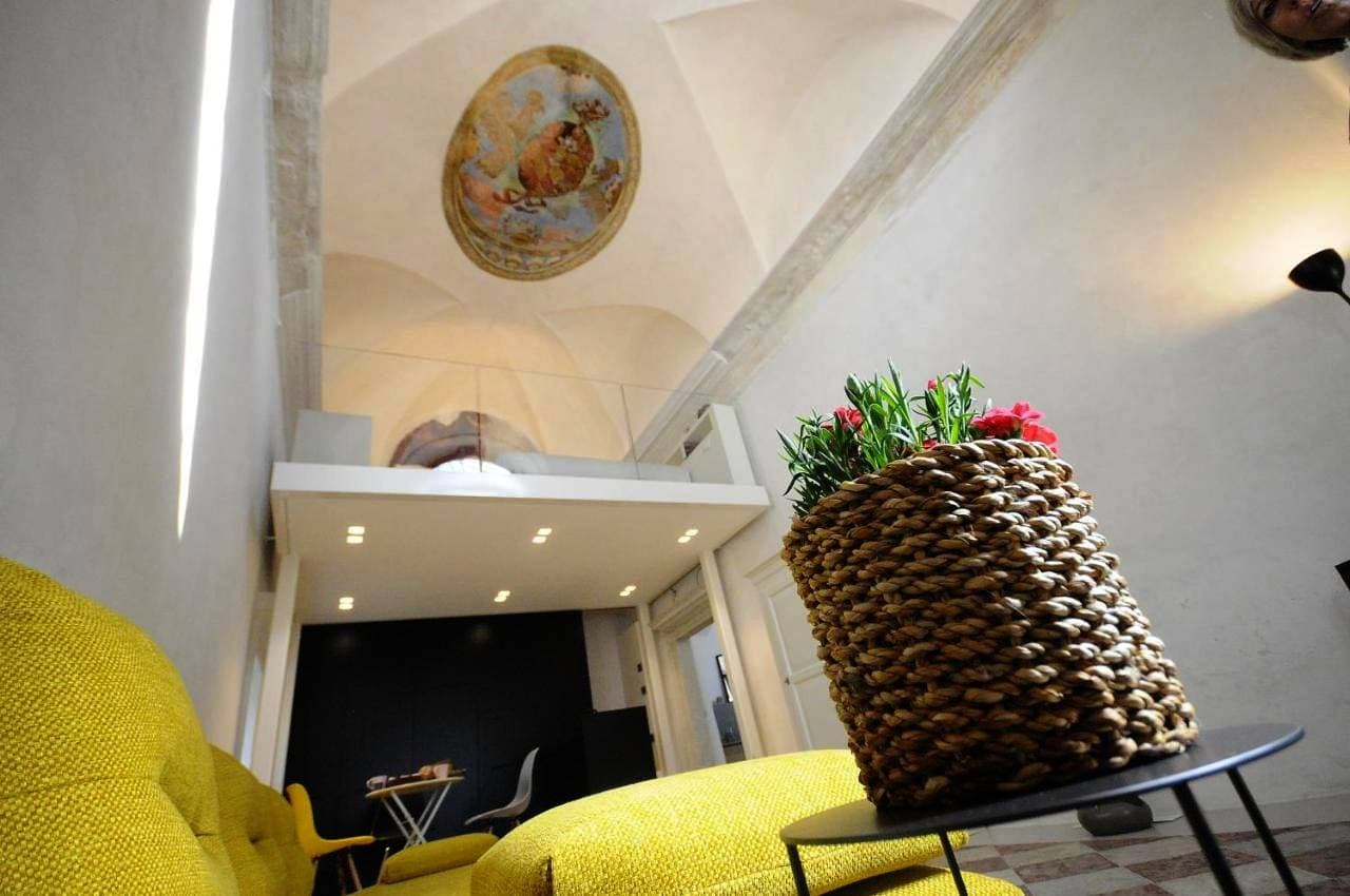 HOLLIDAY CHARMING HOME 1