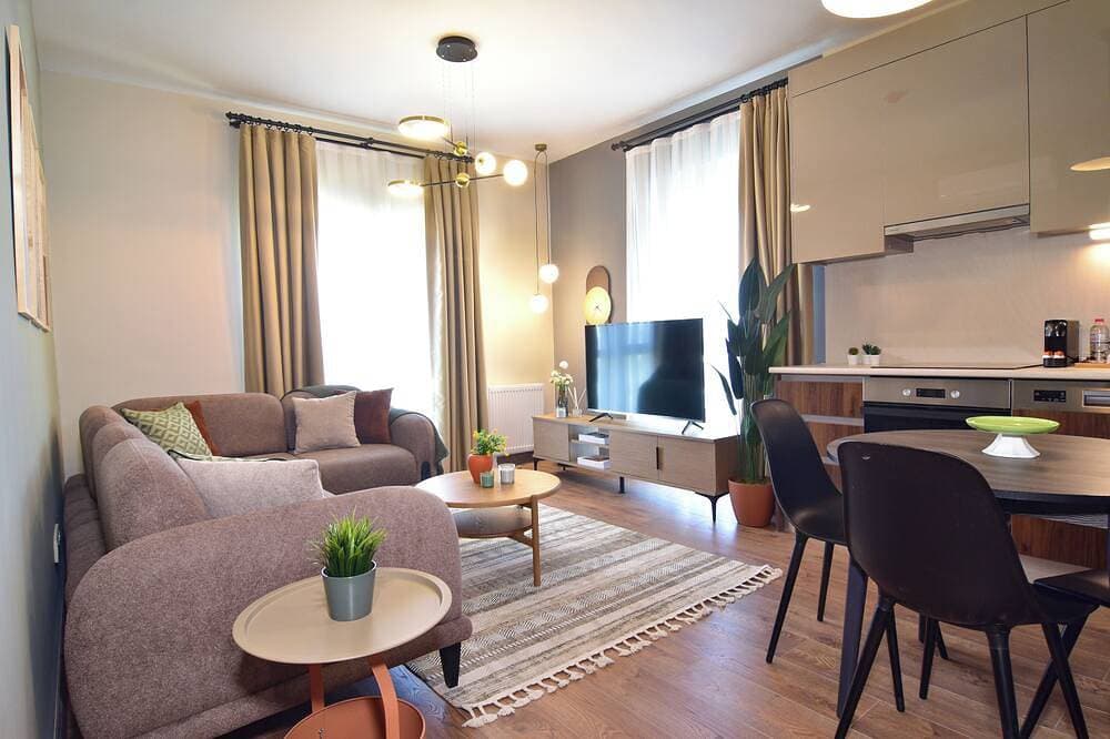 10th floor brand new complete apartment 1