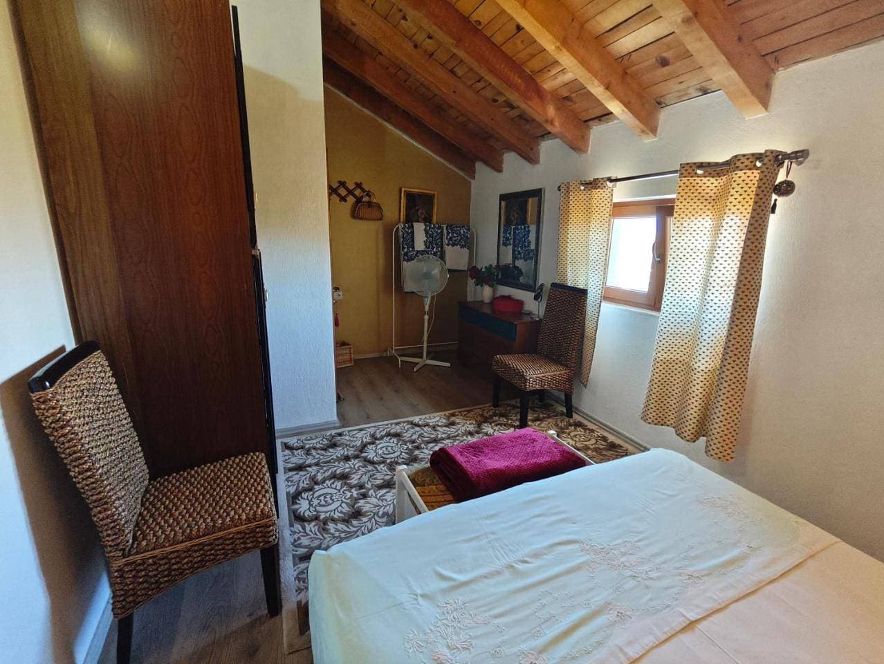Foto 6 von 19: Double Room with Shared Bathroom