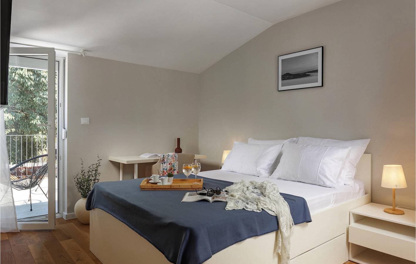 Foto 5 von 37: Geräumige 2-Zimmer-Wohnung mit Pool, WLAN und Parkplatz in der Nähe von Brtonigla