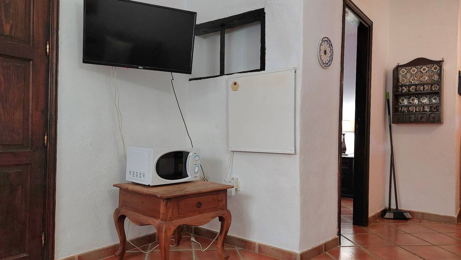 Foto 4 von 31: Ferienwohnung „Apartamentos Monasterio de San Antonio Nr. 2“ mit W-Lan und Innenhofterrasse