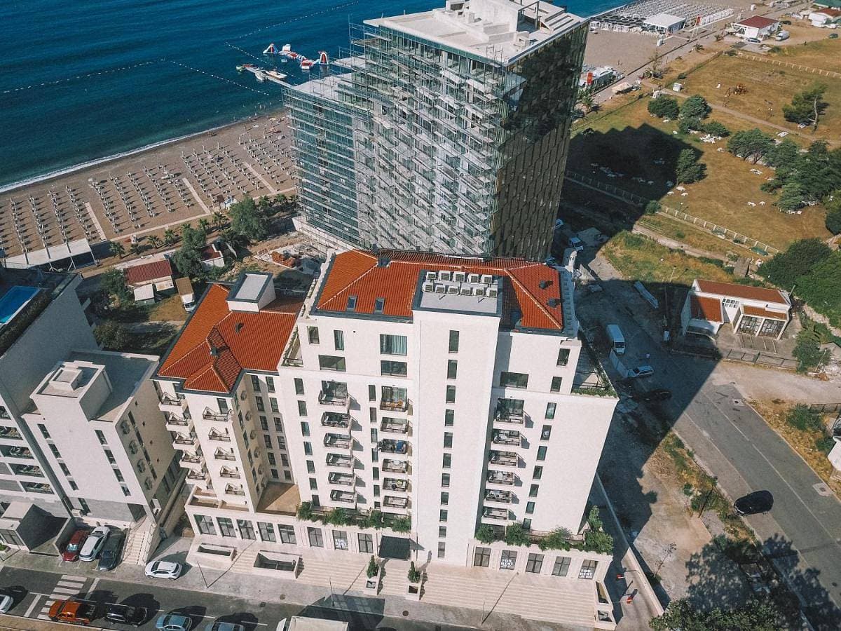 Casa Al Mare Premium Residences 1