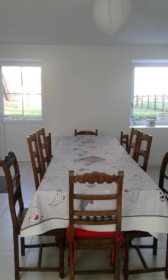 Foto 7 von 37: Three-Bedroom House
