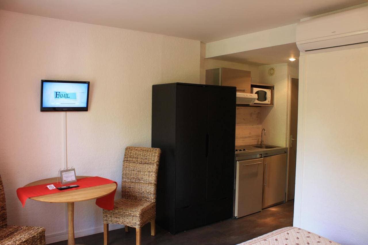 Foto 7 von 10: Economy Twin Studio with Kitchenette