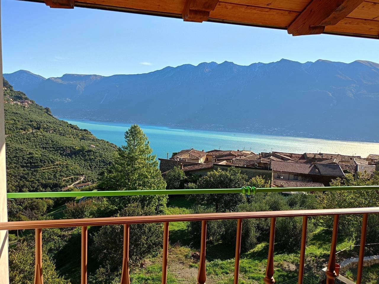 Foto 12 von 31: Ferienwohnung 'Naol' mit Seeblick