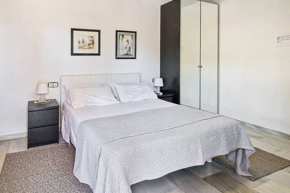 Foto 3 von 23: Nice apartment in Malaga with swimming pool