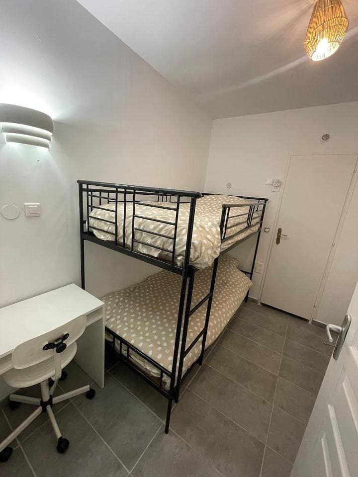 Foto 7 von 11: Two-Bedroom Apartment
