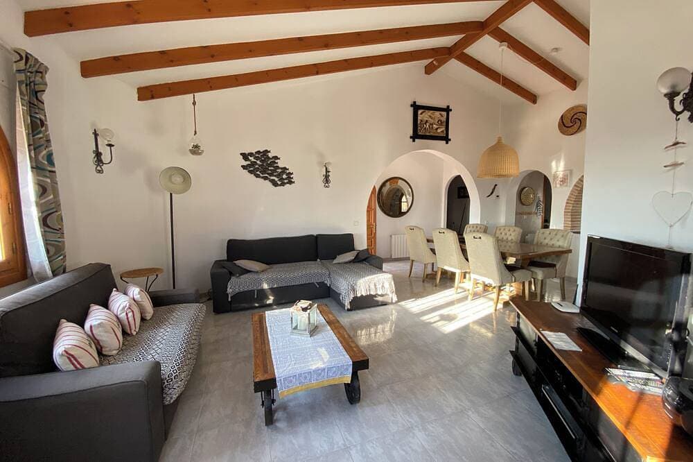 Foto 8 von 30: Unabhängige Villa, herrlicher Meerblick, privates Schwimmbad, WIFI