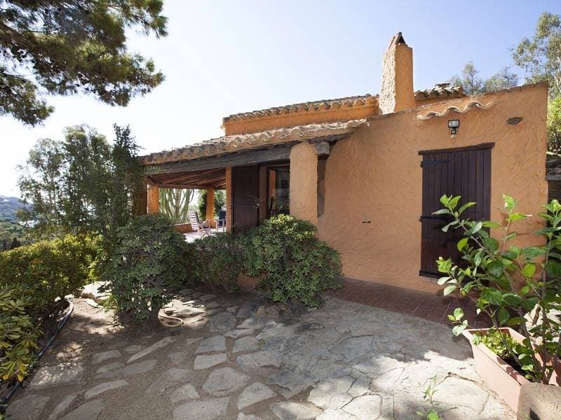 Foto 8 von 23: Villa für 8 Personen mit Terrasse