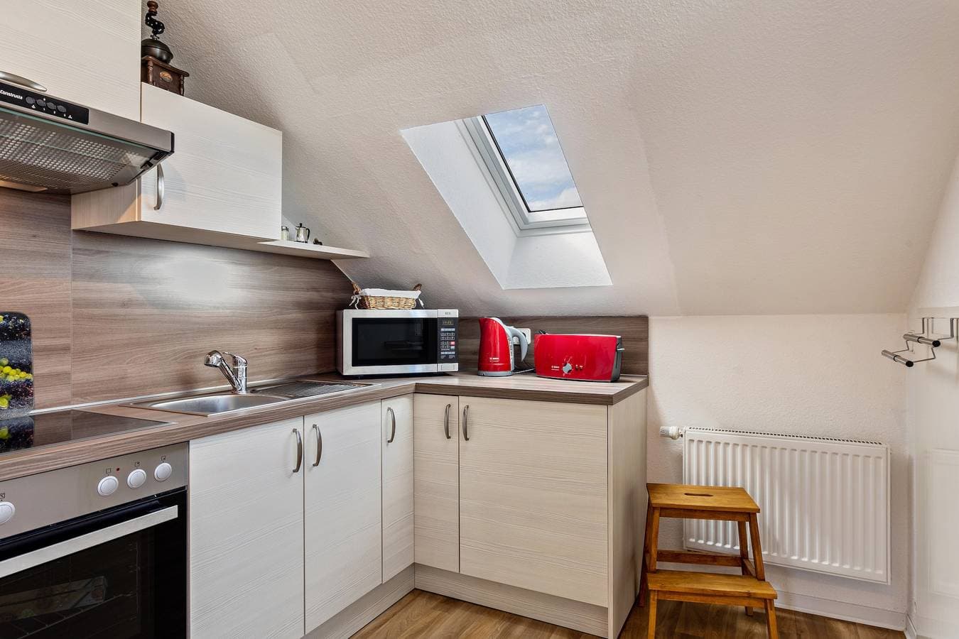 Foto 8 von 21: "Ferienwohnung Ausblick" mit Bergblick, Sitzecke im Garten und WLAN