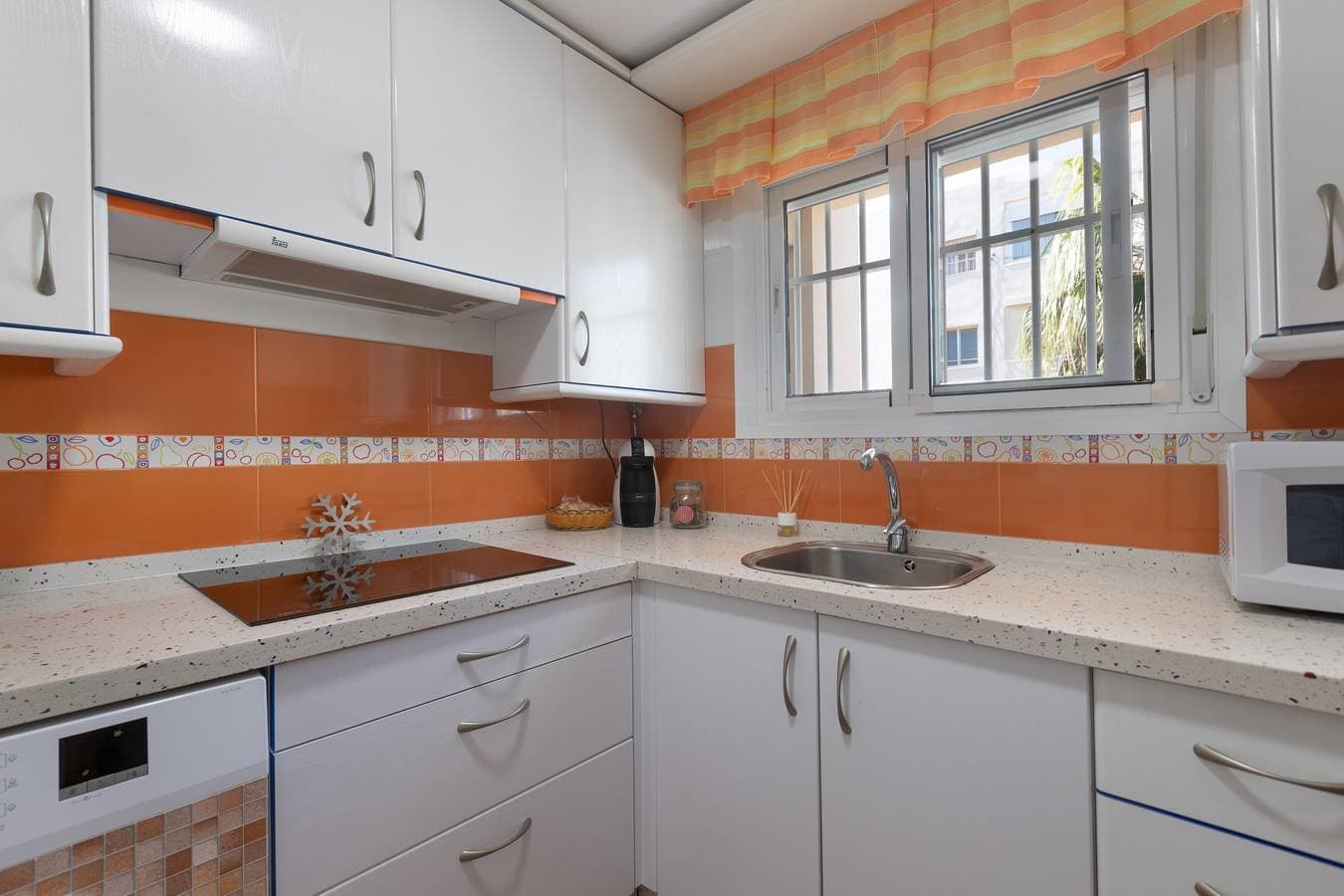 Foto 5 von 27: Apartment in erster Strandreihe mit herrlichem Blick auf die Bucht von Málaga