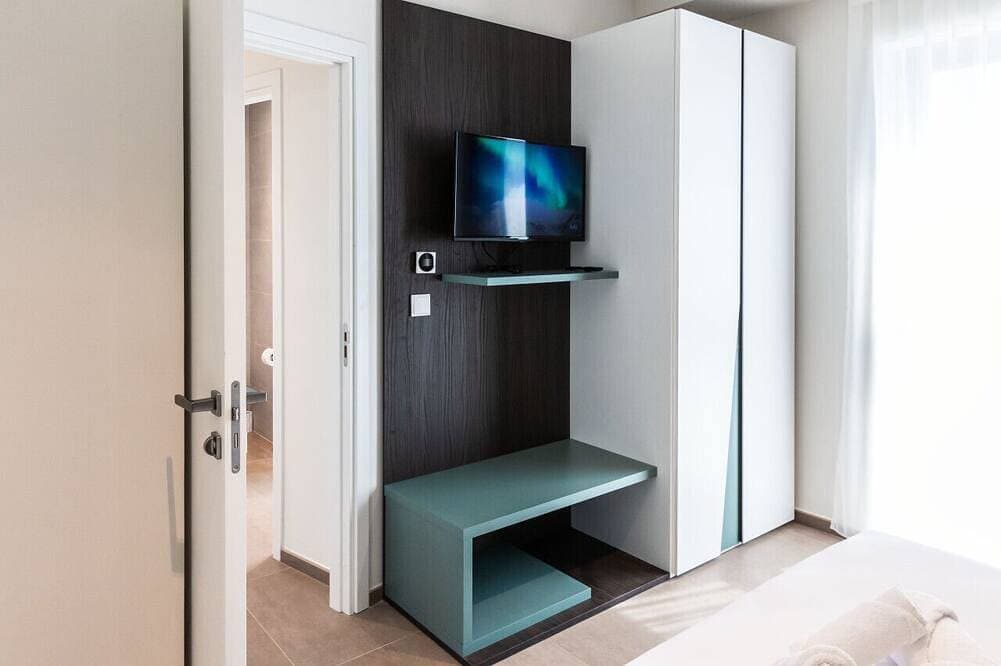 Foto 4 von 30: Mercury Tower Superb 1Br w/Rooftop Pool by ArcoCollection
