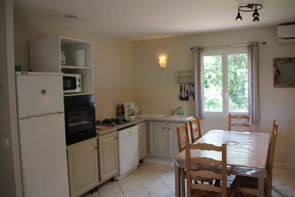 Foto 6 von 8: Semi-detached mini-villa in small family residence