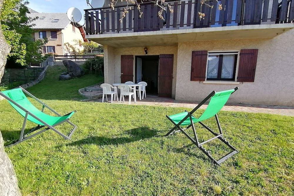 Garden level in detached house Nice view 1