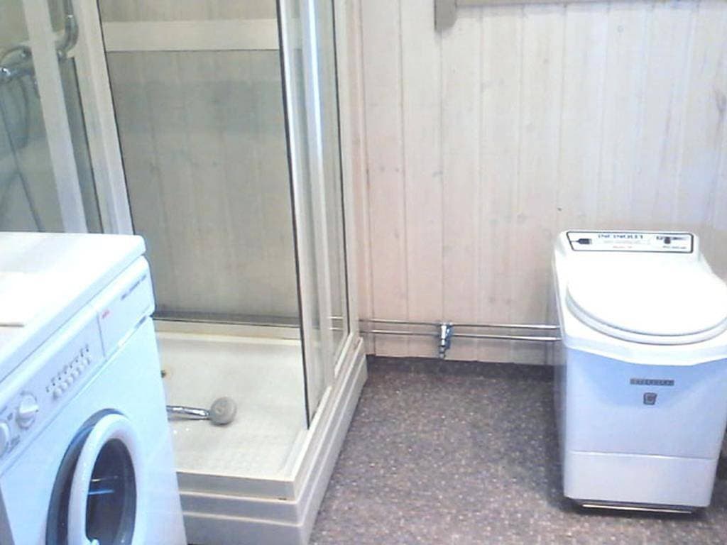 Foto 13 von 16: See Blick,  holzgeheisster Sauna!