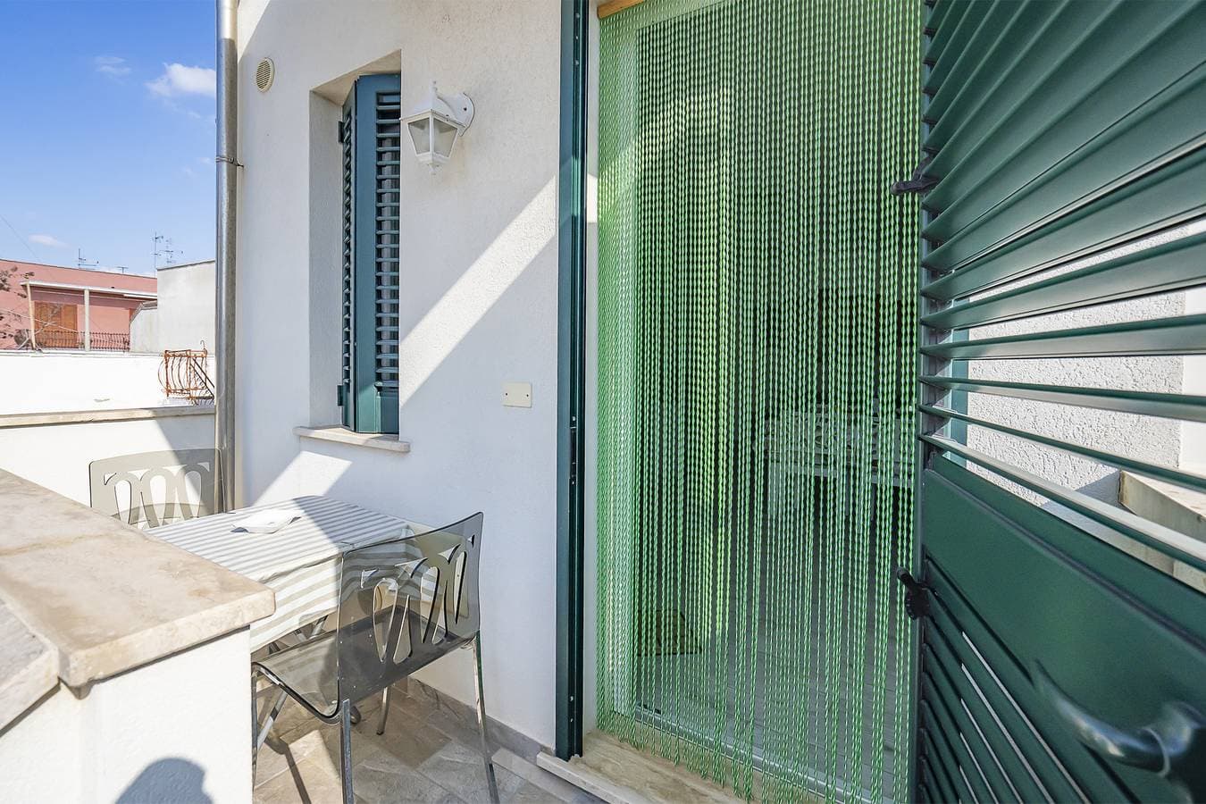 Foto 4 von 19: Casa Graziano 2 with Balcony Near Sandy Beach