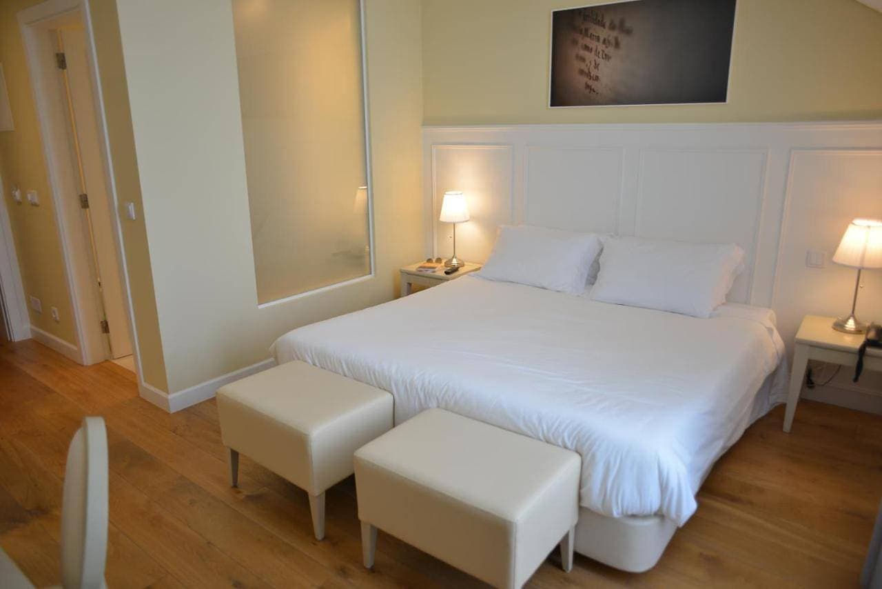 Foto 6 von 16: Standard Double or Twin Room