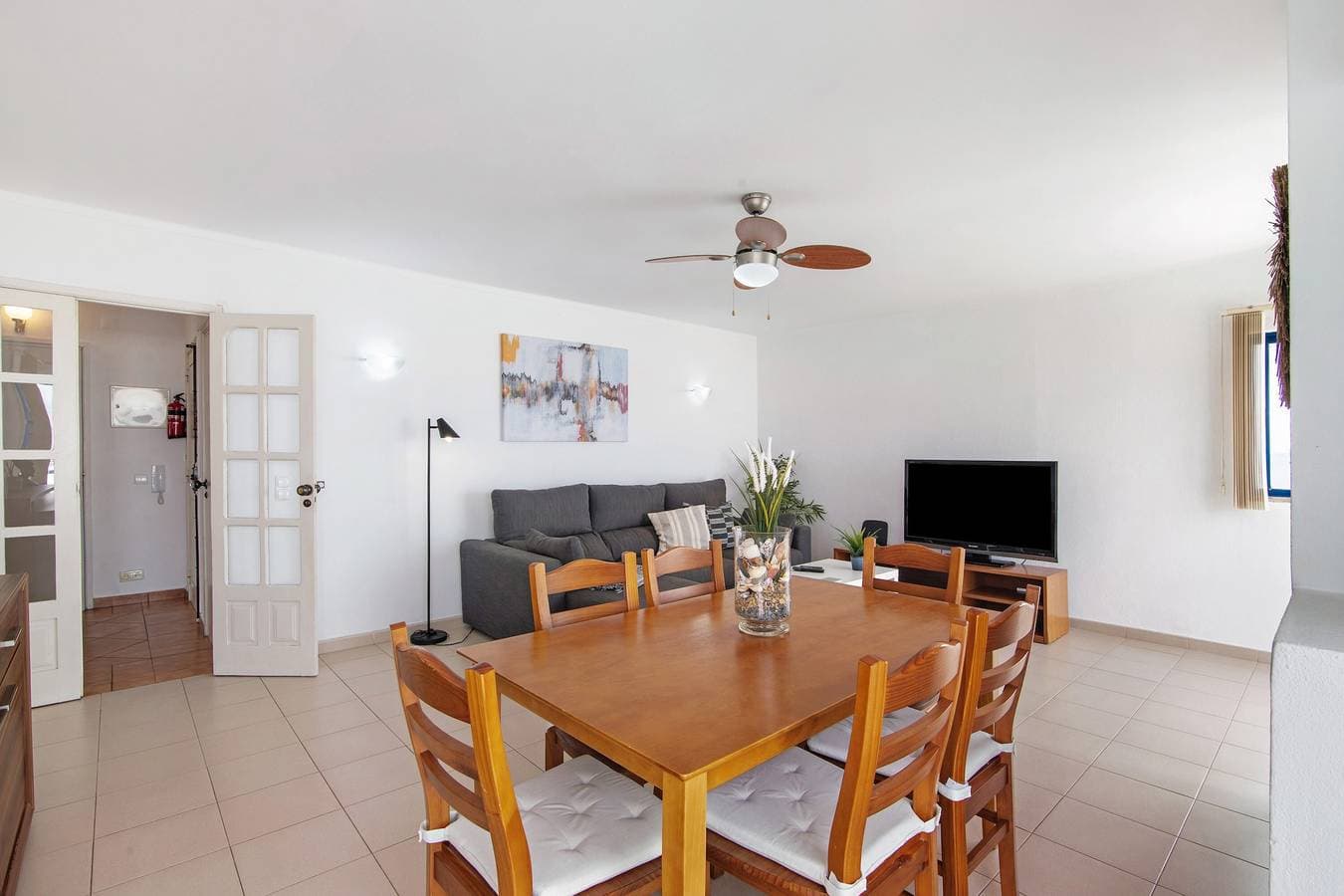 Foto 6 von 23: Ferienwohnung 'T2 2 Linha Praia Vista Mar' mit Meerblick, Balkon und Wi-Fi