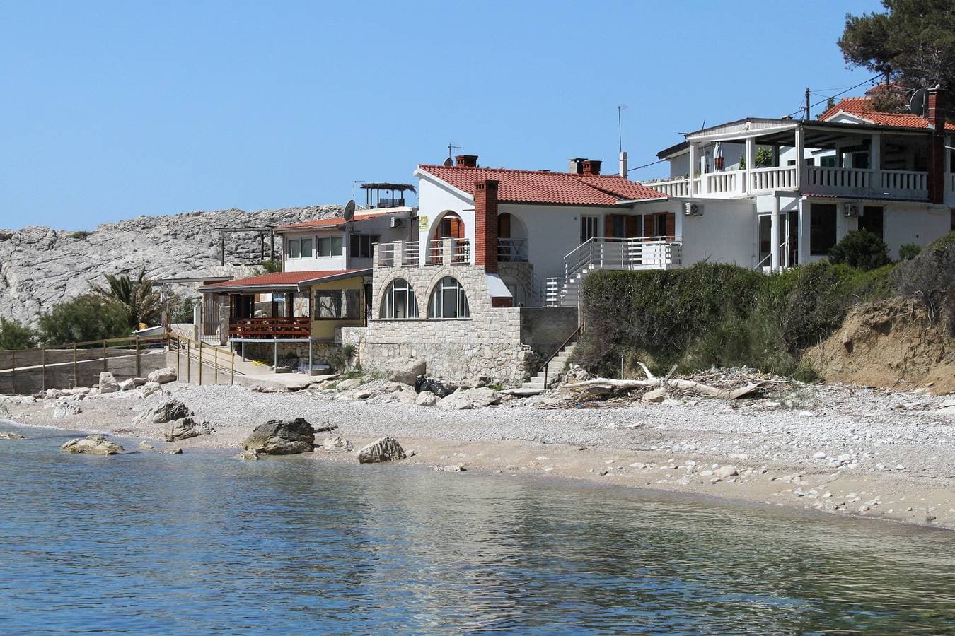 Foto 4 von 25: 2-Zimmer-Ferienwohnung am Strand Bucht Zarace, Hvar -a