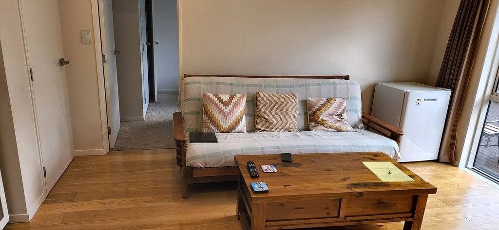 Foto 7 von 13: Preiswertes, gemütliches und komfortables Haus in Auckland, Neuseeland.