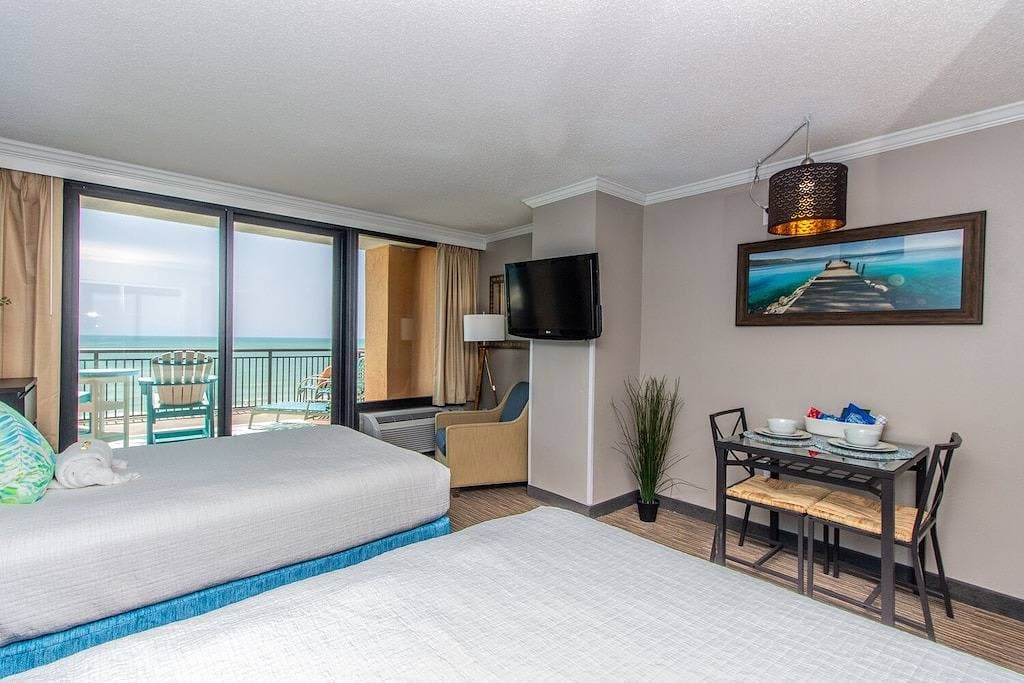 Foto 7 von 26: Bereit Für Ihren Spätsommer-Rückzug !! Herrliches Supersize-Oceanfront-Patio!