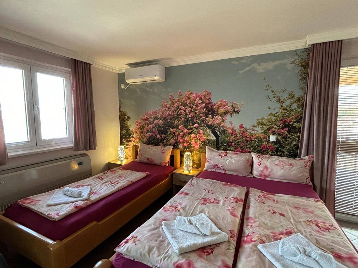 Foto 4 von 15: Apartment with Lake View