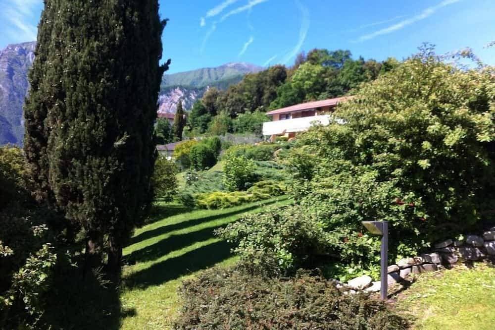 Foto 8 von 27: Grosse Einzimmerwonhung fur 2/3 Personen  in der Residence Due Laghi