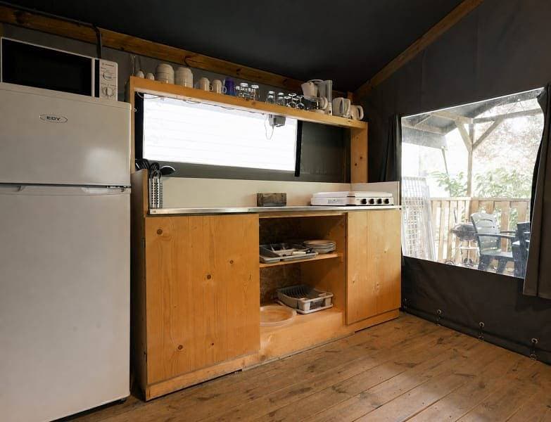 Foto 2 von 38: Rcn les Collines de Castellane — Glamping- Zelt Camomille